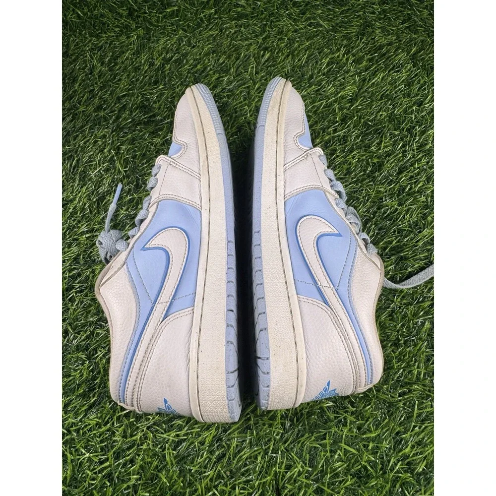 Jordan Air Jordan 1 Low SE Reverse Ice Blue Women's  Sz 9